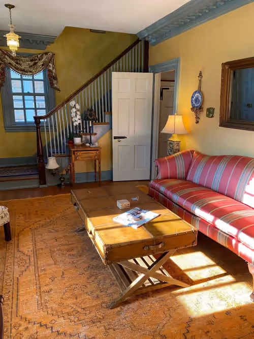 History Filled Bed & Breakfast in Downtown Williamsburg, photo 4