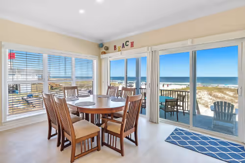 You'll love Seafoam! Beachfront. Pool. 6 BR, sleeps 18. Nice.
