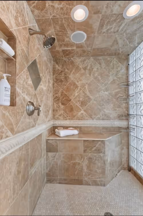 Lake Minnetonka, Maple Ridge Manor-Sleeps 18, Lake, Dock & Private Pool & spa, photo 3