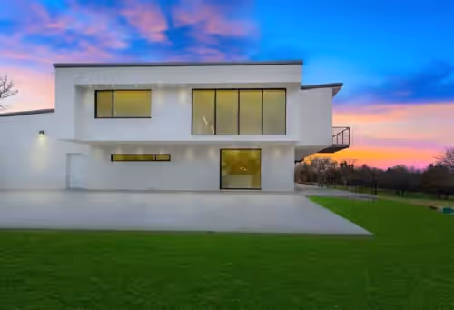 9200sqft Pure Lux W Pool/Spa Near Sandy Beach!