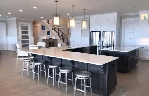 Interior at Oceanfront • Wedding Friendly • Heated* Pool • Tiki Bar • Elevator