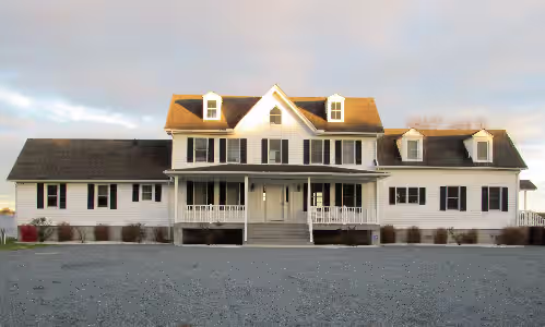 Swan Cove Manor, photo 2