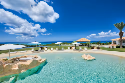 Sandyline 7BR in Terres Basses by Personal Villas - Stunning Getaway