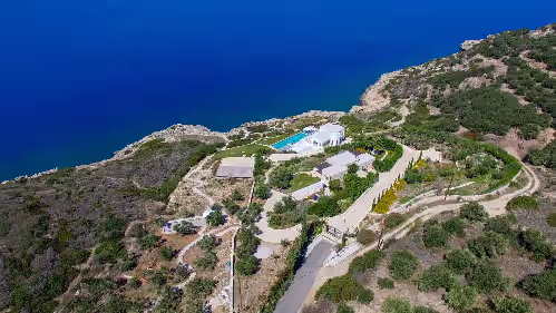 Blue Paradise Chania is a luxurious seafront estate providing space and privacy, photo 4