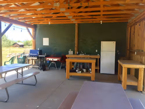 Beautiful 5 cabin facility perfect for large groups, photo 4