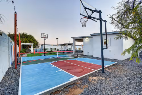Scottsdalestays 9BDRM-6BATH Estate on Huge Property w/Pool-Spa and Sport Courts, photo 3