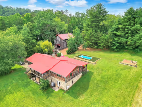 25p Mountain Retreat on 5.2 acres w Pool/Spa/Movie Theatre/Gameroom 5m from DT