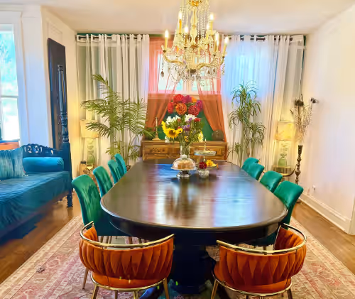 Elliot Barker Estate for Large Groups Stroll to Canyon Rd & Plaza