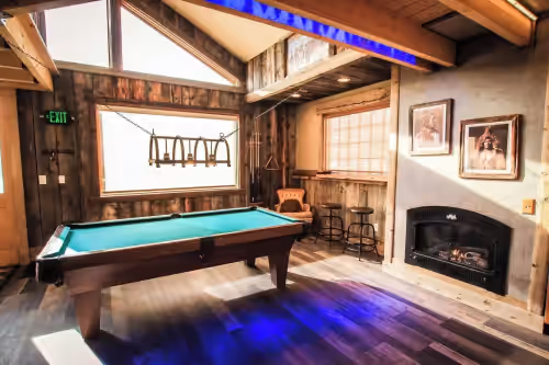 Rustic Mountain Modern Retreat from vacant restaurant to cozy mountain lodge, photo 2