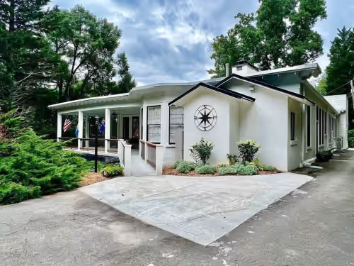 Luxury Historic 4-Bedroom Retreat in North Asheville, photo 2