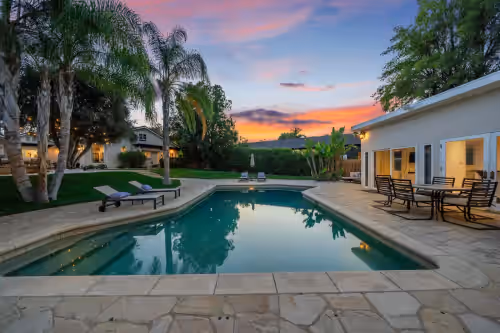 Wells Estate! 10Bdr/11bath/Pool/GYM/Guest House!!