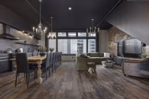 Penthouse Grand Executive Suite