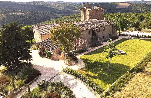 Exclusive Tuscan Winery Escape: Charming Villa with Pool & Breathtaking Views, photo 2