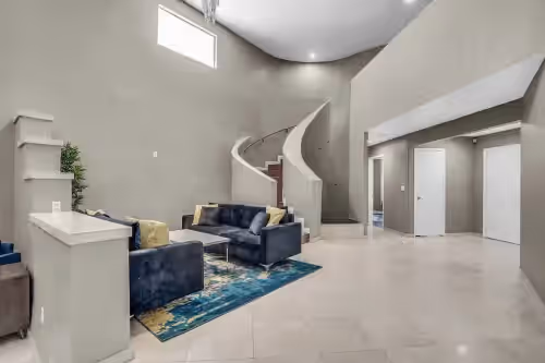 Grand Casa 7Bd X 4Bth X 16 Bds, photo 3