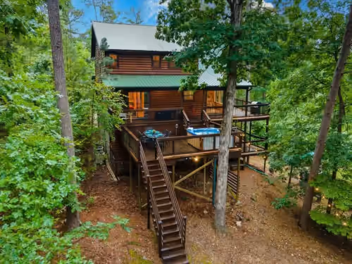 Bears Eye View-5 Beds/5 Bath, Game Room, Hot Tub, 3 Floors