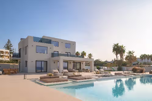 Asea Villa, Spectacular right-on-the-beach Retreat, photo 2