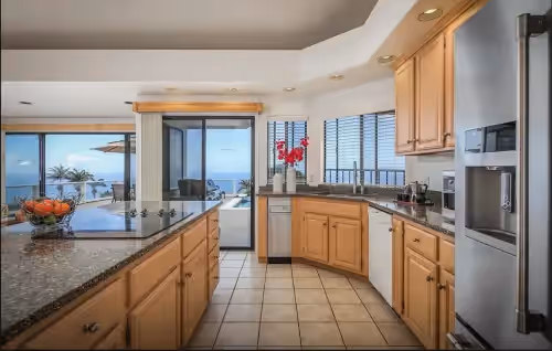 2 Oceanview Luxury Suites+ pool and Jacuzzi, photo 3