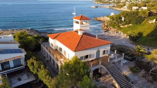 Seafront villa with stunning views and direct access to the beach, photo 3