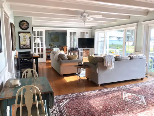Waterfront Home, Large Property with Pool, Discount for Monthly/Seasonal Rentals, photo 3