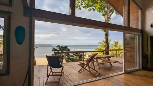 Spacious Beach Front Home, photo 3
