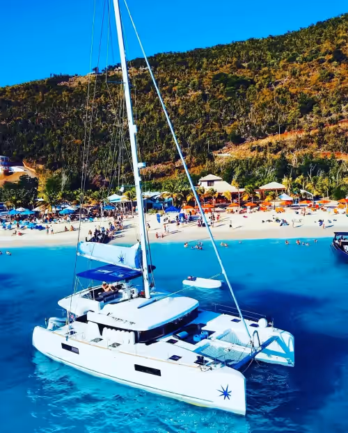 52 Feet 2020 Lagoon Catamaran (6 bedroom / 6 Bath + single cabin with bath)