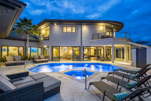 ★★★★★ Blue Oasis - Spacious 5 bdr estate w/ heated pool & spa on the Kona Coast