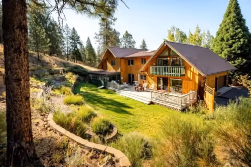 Spacious Mountain Cabin w Views! Deck & Wildlife
