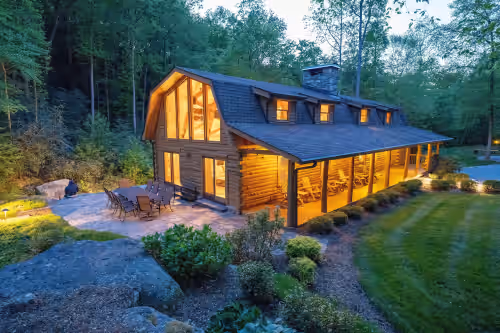 Luxury Mountain Cabin On 320+ Acres Near Asheville, Lake Lure & Hendersonville, photo 2