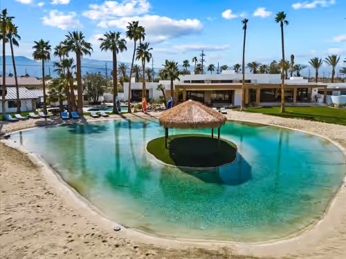 The Bravo Beach Club.Tennis,Pickle-ball,Soccer Field,sand beach.Beach Volleyball, photo 3