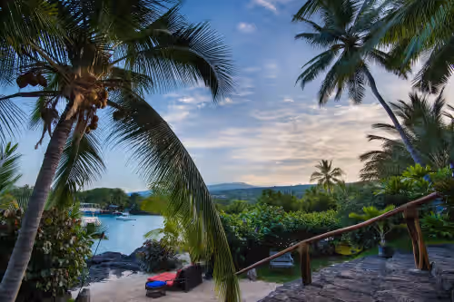 Hokukano Bayhouse - KBM Resorts Presents: Stunning Ocean Front Estate Home right on Keauhou Bay!!