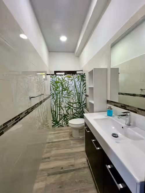 Villa Anabella-Beachfront Luxury Retreat, Beachfront Beach House, photo 2