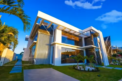 The Second Coming of Luxury Villa