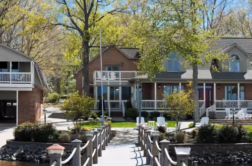 270 Lake Norman Views, Boat Ramp, Sand Volleyball & Resort‐Style Fun for 20, photo 2