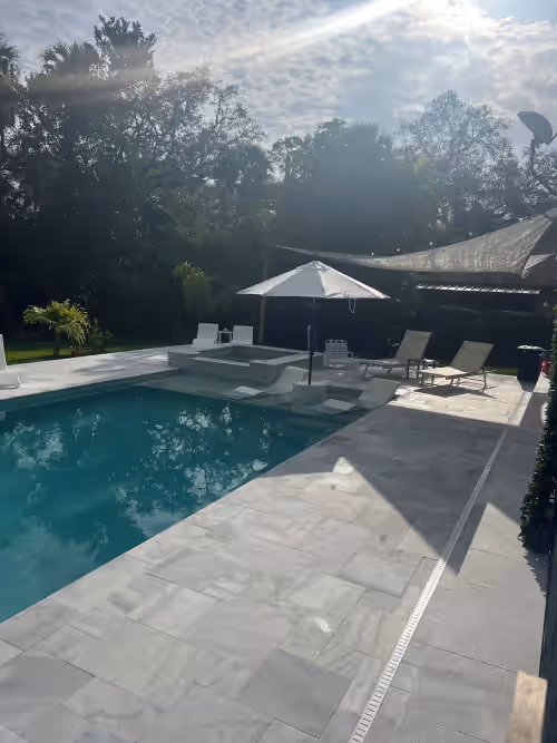 Gorgeous Spacious Private 4Plex, Italian Heated Pool/Spa, Sleeps 24 Pet Friendly