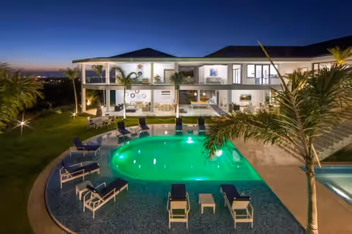 HOUSE IN | Modern Villa: GYM, SPA & Cinema | Cottage