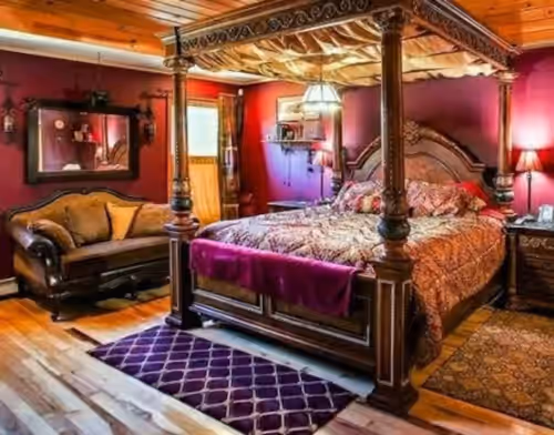 5 Star Secluded Private Estate -Hot Tub, Pool+Ski >Southwoods Mountain Vacation, photo 3