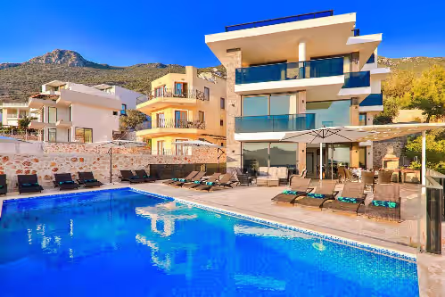 Our extra special infinity pool has the wow factor view!