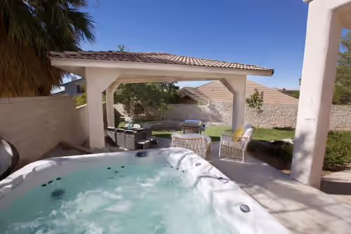 Golf Mansion • 7BR • 12 Beds • Luxe• 7 Golf Courses within 3 Miles, photo 3