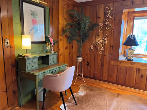 Boutique Hotel-like house on 20 acres + add ons to accommodate up to 20 guests, photo 4