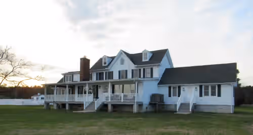 Swan Cove Manor, photo 3