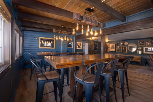 Newly renovated boutique property in the heart of Big Bear Lake!