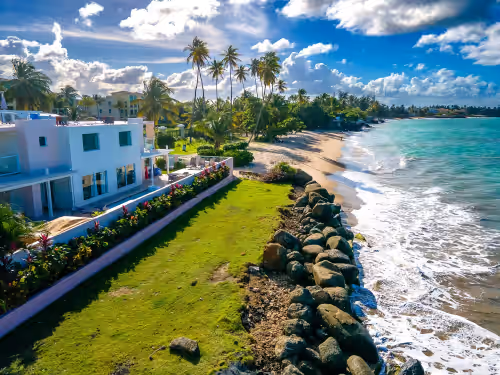Large Ocean Front Home on Sandy Beach With Pool