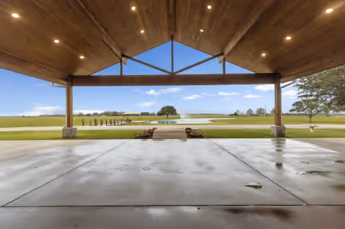 Property grounds at Ranch Incredible 70-Acres Estates Restoration Ranch retreat lake sleep 40-52