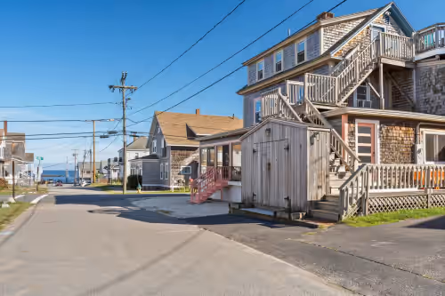 Ledge lane street at Wow!! Newly Renovated Main Kitchen, Common Areas, Bathrms. Three Kitchens