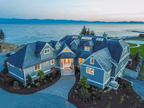 The Sea Lion Ocean Front Luxury Estate