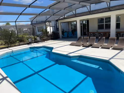 14 Bedroom mansion that sleeps 40 people.  Host your wedding reception here