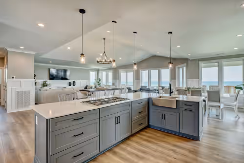 Spectacular 9 Bedroom Luxury Oceanfront sleeps 40 Heated Pool* + Hot Tub*, photo 3