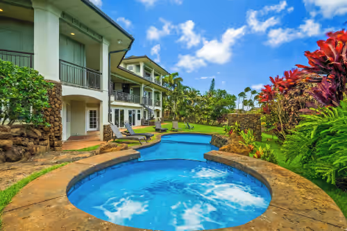Hot tub at Kauai Luxury home, Private Pool & Spa, walk to the beach, restaurants and shops