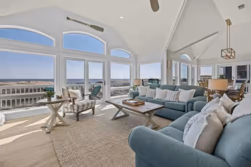Highly Rated! Blue Moon - LUX Oceanfront Pool, Hot Tub, Theater Room, Elevator!
