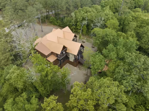 Grand Estate HIGH LUXE 7400 sq ft cabin/EVENTS ALLOWED sleeps 30!/2 Hot